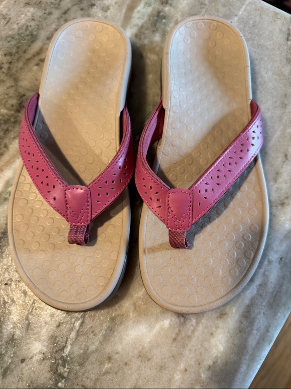 Vionic Pink & Beige Perforated Thong Sandals